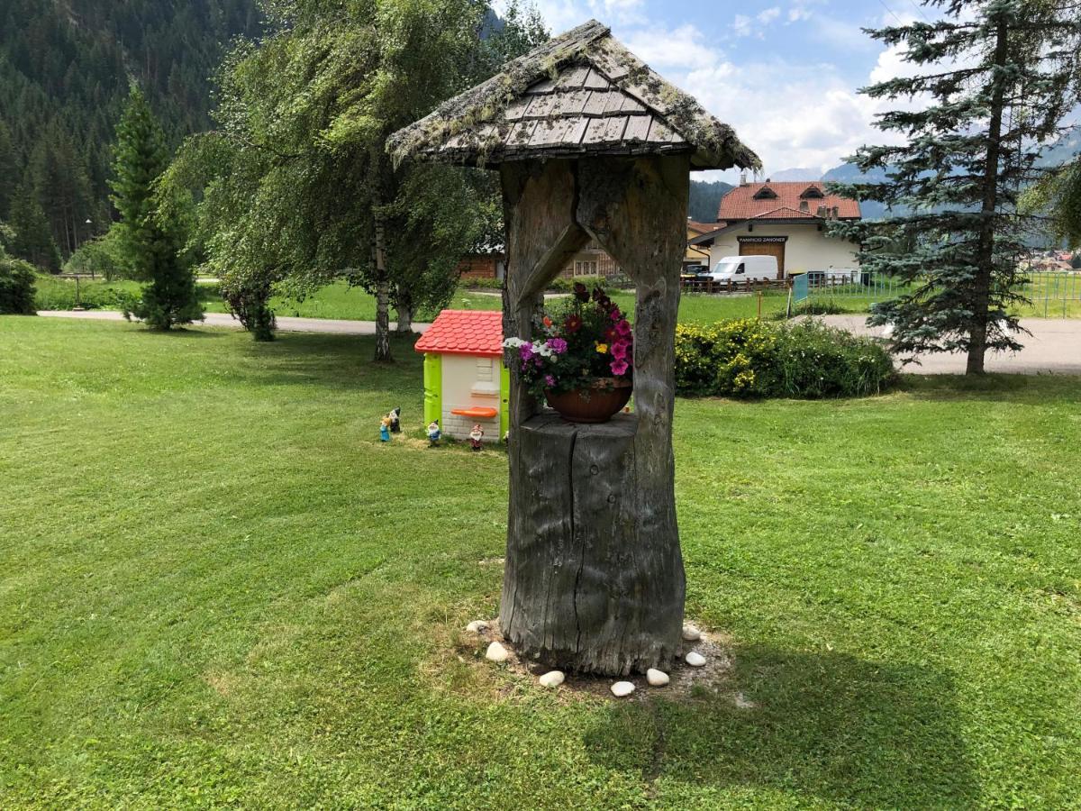 Mes Lastei Leilighet Campitello di Fassa Eksteriør bilde