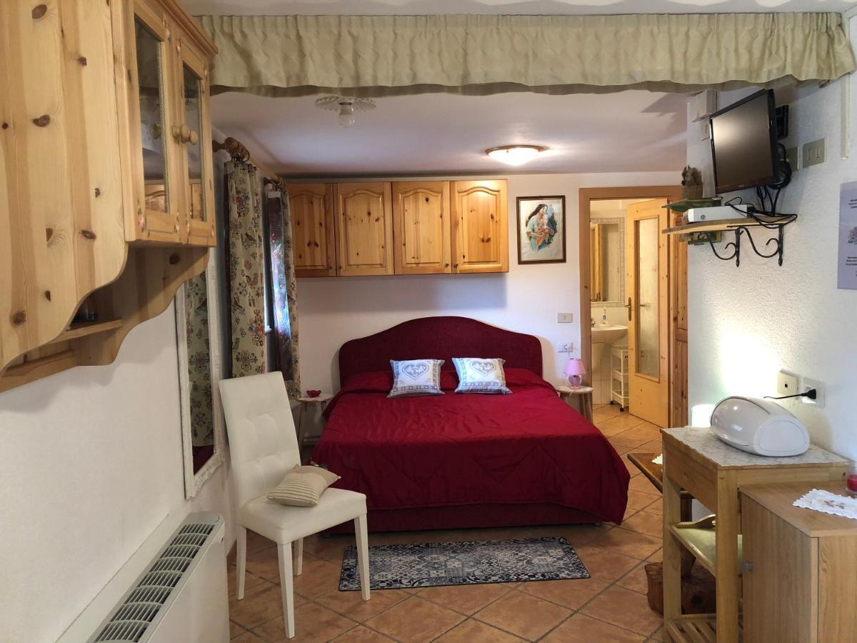 Mes Lastei Leilighet Campitello di Fassa Eksteriør bilde