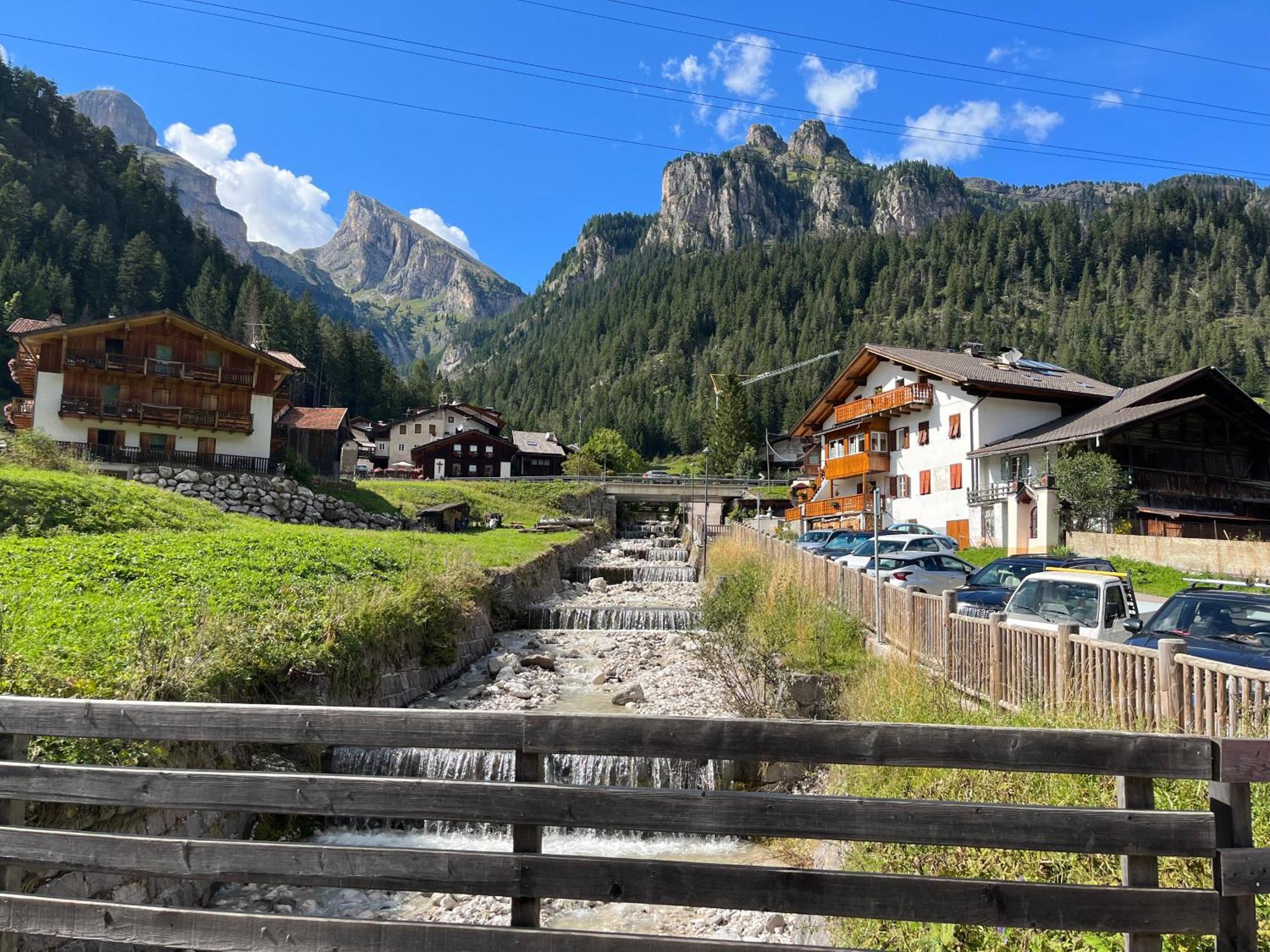 Mes Lastei Leilighet Campitello di Fassa Eksteriør bilde